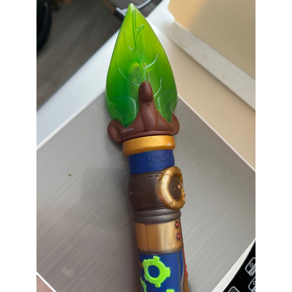 MagiQuest Great Wolf Lodge Green Leaf Magic Wand Gold Collectible Interactive